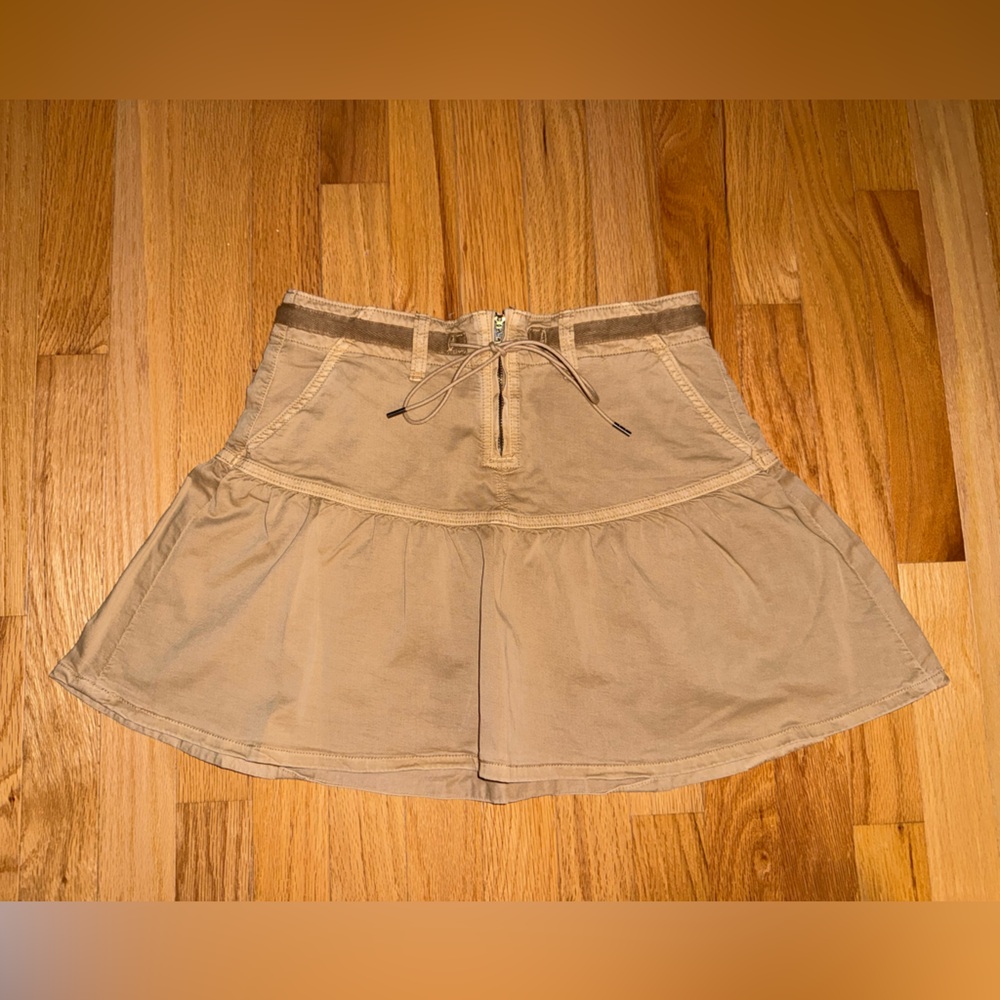 Women’s Beige Casual Skirt